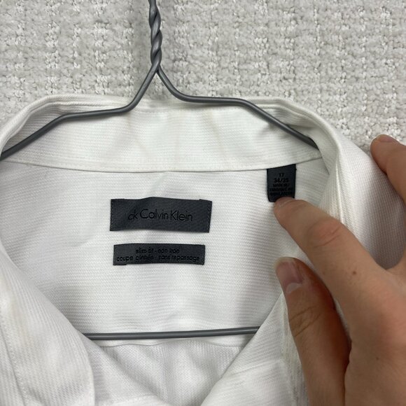 Calvin Klein Non Iron White Men Sz 17 Button up Dress Shirt Casual Preppy - Picture 5 of 15